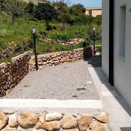Oltremare Rent Bed and Breakfast Trabia